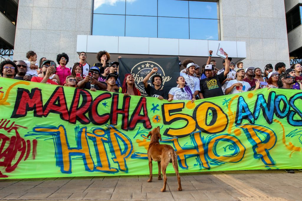 Brasília/DF, 17/07/2023, O movimento Hip Hop brasileiro, durante marcha da Cultura Hip Hop em celebração ao Cinquentenário mundial da Cultura Hip Hop. Foto: José Cruz/Agência Brasil