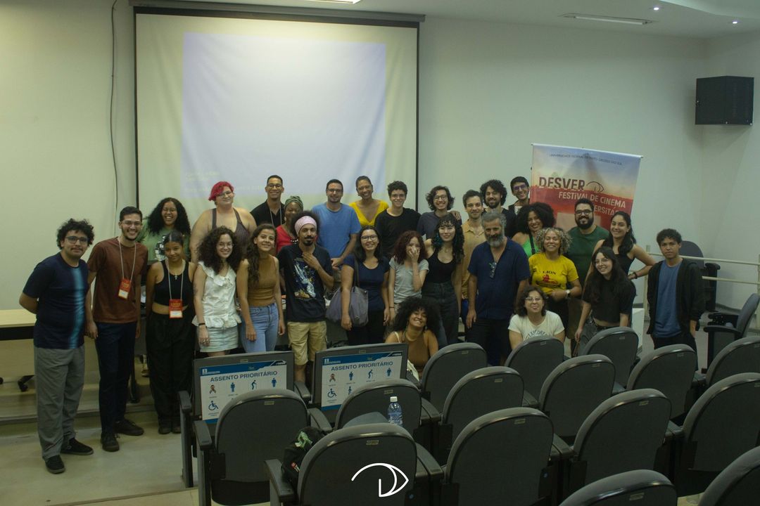 O cineasta brasiliense Adirley Queirós foi homenageado e ministrou oficinas no Festival Desver 2024. Foto: Desver