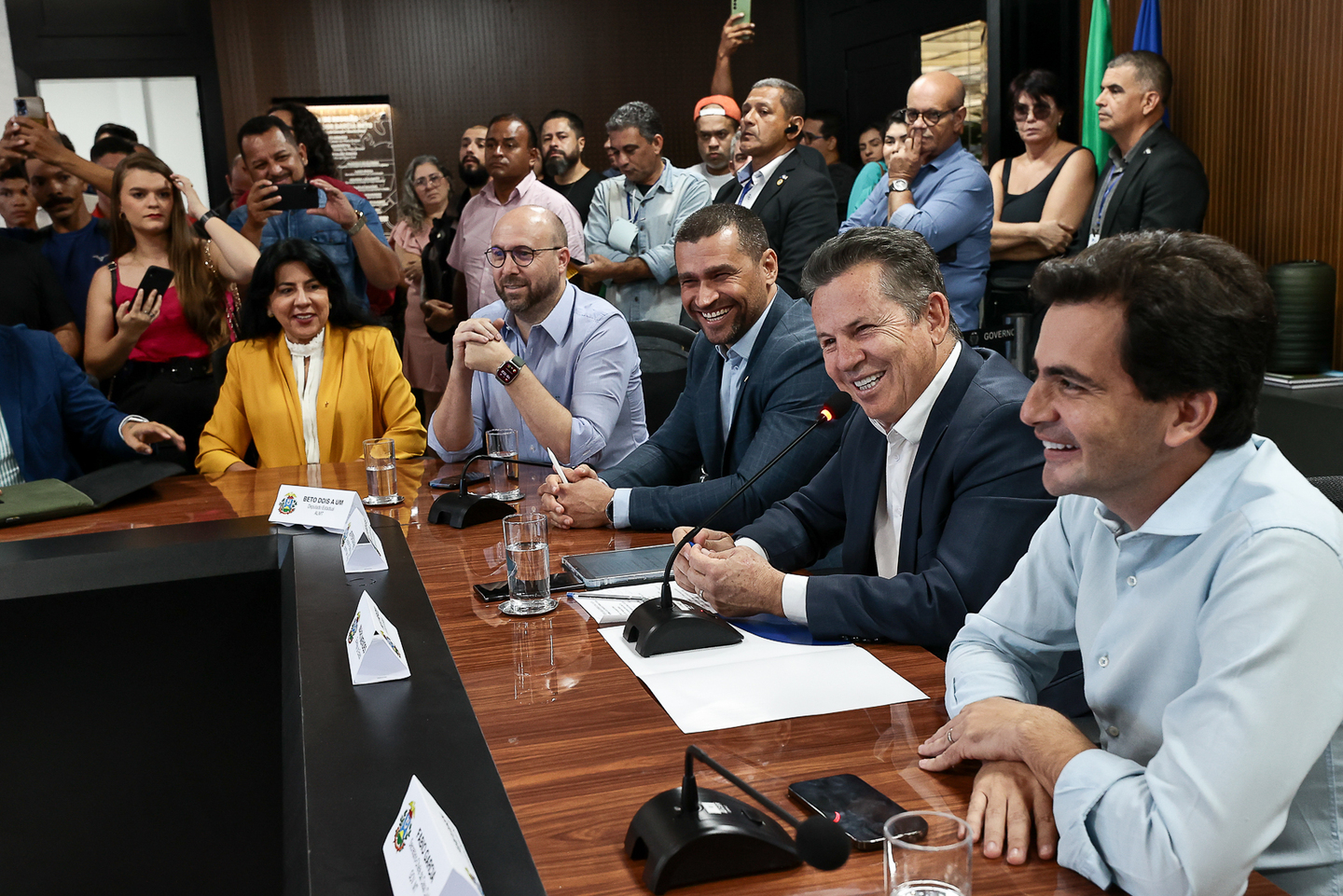 Ex-Governador Mauro Mendes e secretário Jefferson Carvalho Neves apresentaram Lei Paulo Gustavo aos fazedores de Cultura em 03 de Outubro de 2023. Foto: Mayke Toscano/Secom-MT