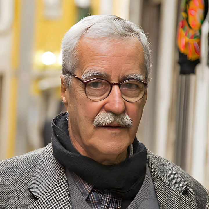 Luiz Carlos Lacerda é diretor, roteirista e produtor. Assistente de Nelson Pereira dos Santos, com quem realizou dois filmes. Dirigiu cerca de 30 obras para cinema e TV, incluindo curtas com Clarice Lispector e 10 longas premiados como Leila Diniz e For A