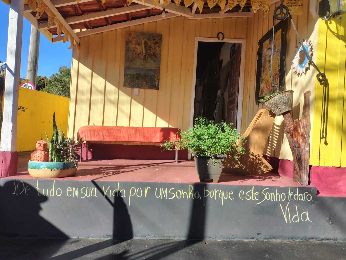 A proposta é ser um espaço cultural que valorize a arte, a história e seja um ponto de encontro para a população.