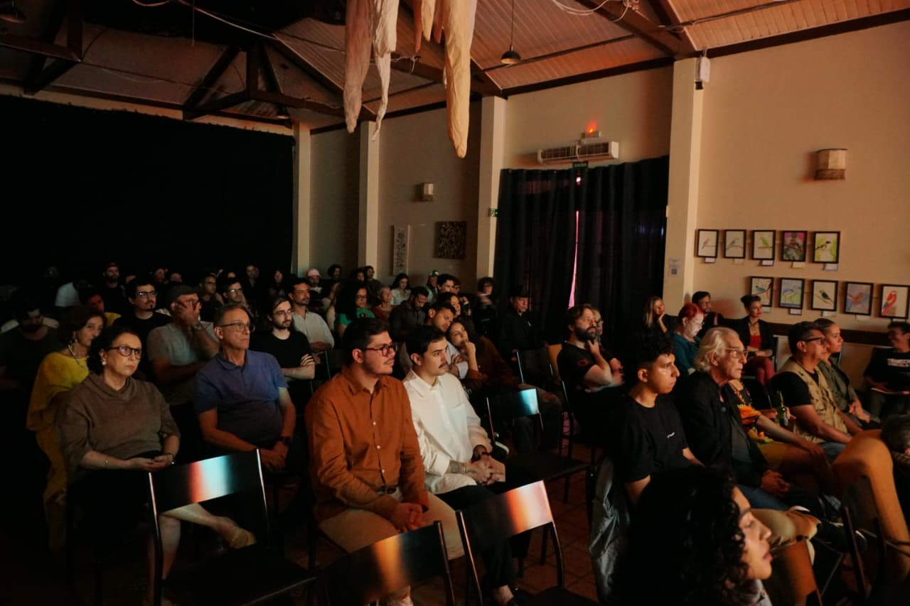 Público assiste a filmes durante festival Curta  Campo Grande. Foto: Dafne Alana