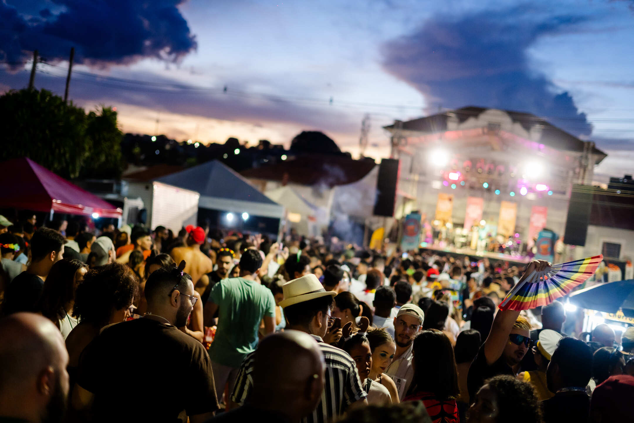 P&uacute;blico presente no esquenta | Foto: Divulga&ccedil;&atilde;o 