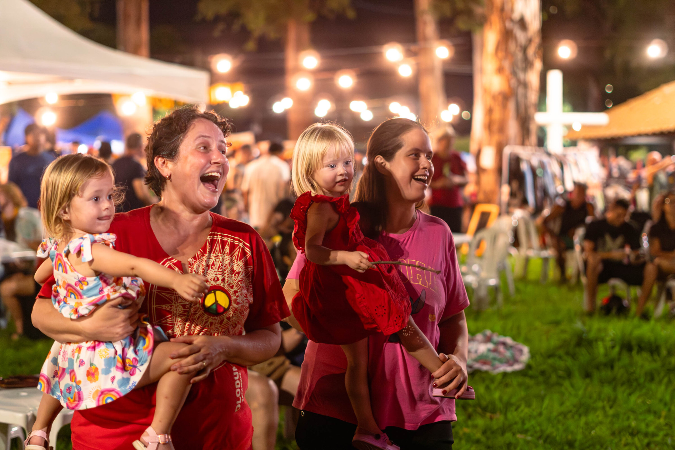 (7.mar.26)  Feira Ziriguidum na Pra&ccedil;a do Preto Velho, em Campo Grande (MS), se apresenta como oportunidade de formar uma sociedade livre de viol&ecirc;ncia contra as mulheres. Foto: Tero Queiroz