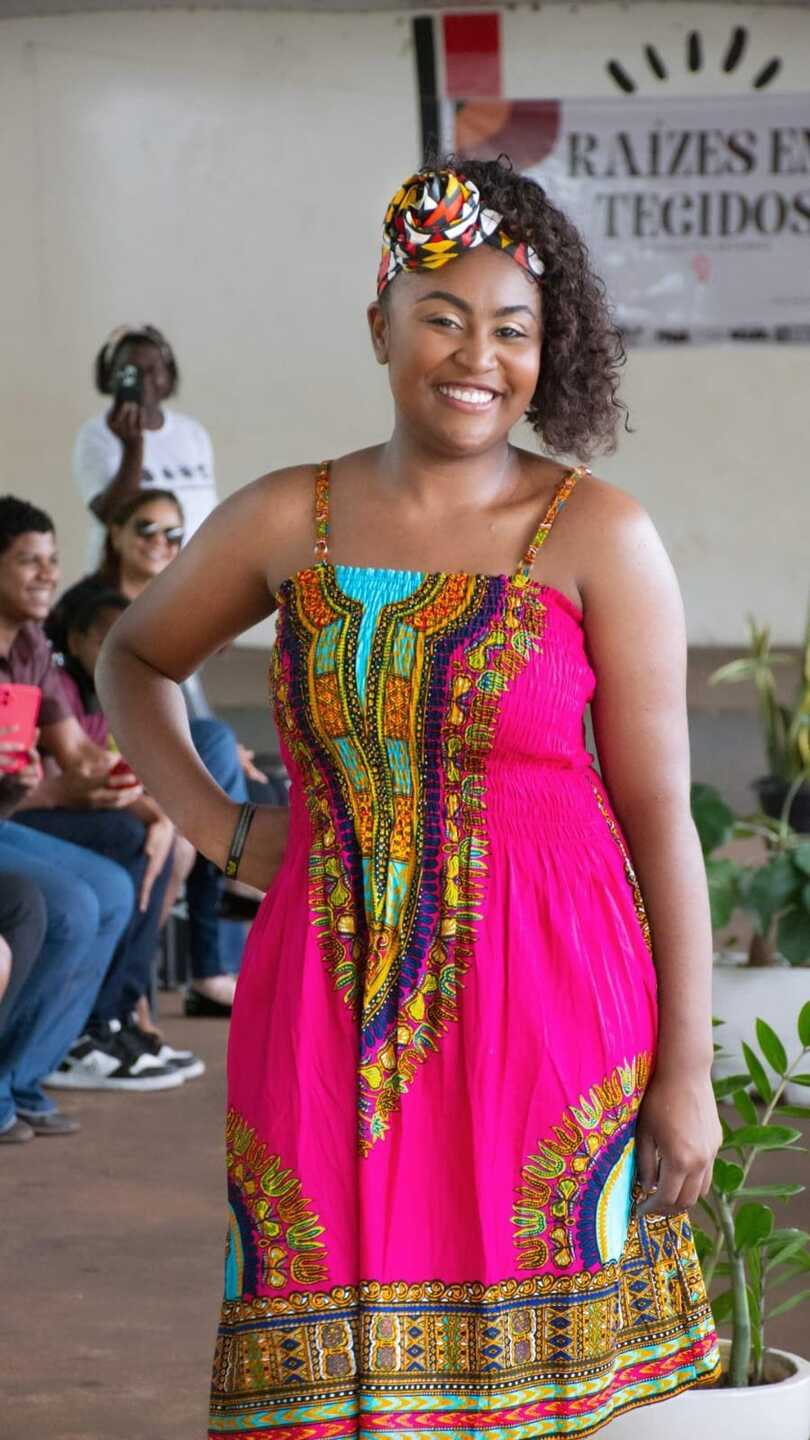 Desfile com a marca de roupa Ayele Tissu | Foto: Adriely Jardim