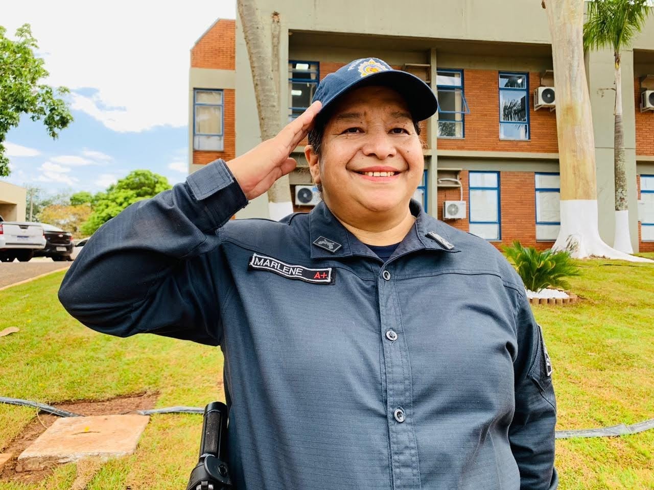 Marlene &eacute; m&atilde;e de dois filhos adultos tamb&eacute;m militares. Foto: Rede social 